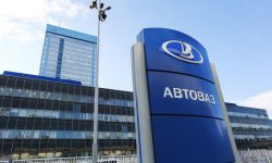 Efectele sancțiunilor asupra Rusiei. Avtovaz va suspenda asamblarea mașinilor
