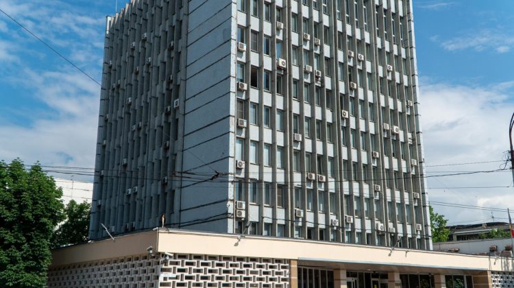 Ședință crucială pentru ratele moldovenilor. Ce decizie va lua mâine Banca Națională?