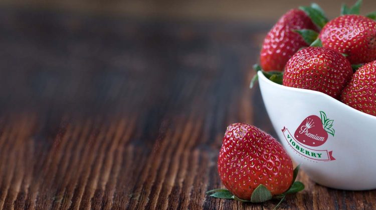 Fiți atenți la ce cumpărați! ANSA a interzis un lot de căpșuni de import din comercializare