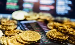 Piaţa crypto se zguduie din nou: SUA au pus ochii pe un stablecoin, ceea ce ar da peste cap echilibrul din industrie