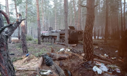 Tancurile rusești – una cu pământul! SUA trimit Ucrainei 100 de drone kamikaze