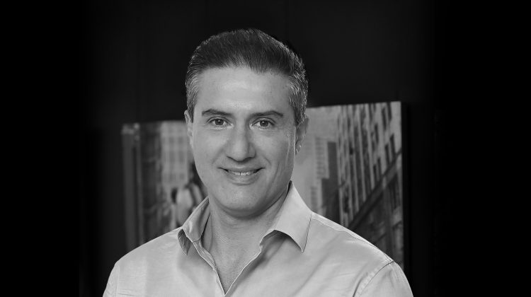 Cum arată dimineața lui Stan Pavlovski, CEO Shutterstock. Activitatea din companie îi aduce milioane de dolari