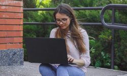 Femeile refugiate din Ucraina – angajate în Republica Moldova. În ce domenii activează