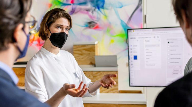 Germania încearcă să atragă muncitori ucraineni. Ce trebuie să facă refugiații pentru a obține un loc de muncă