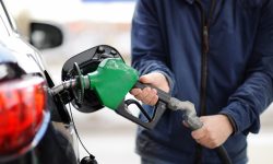 În weekend, benzina și motorina se scumpesc. Cu cât crește prețul la carburanți