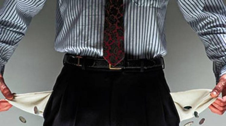 Au înnebunit ouăle! Ce scumpiri ne-au ars la buzunare. Cifră năucitoare a inflației în martie – 22%