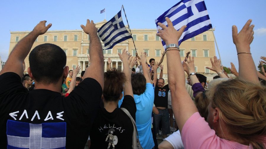 Grecia are nevoie de 19 ani pentru închiderea rănilor provocate de falimentul economic