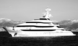 Nu are cine să plătească! În Franța, un superyacht confiscat creează bătăi de cap, nu doar proprietarului