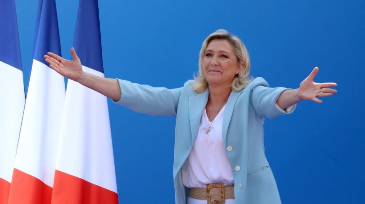 Le Pen vrea să scoată Franța din NATO, să se apropie de Rusia, să schimbe cooperarea cu Germania și relația cu SUA