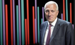 Ex-șef Raiffeisen Elveția, condamnat la închisoare. A decontat și cheltuit 200.000 de franci în cluburi de striptease