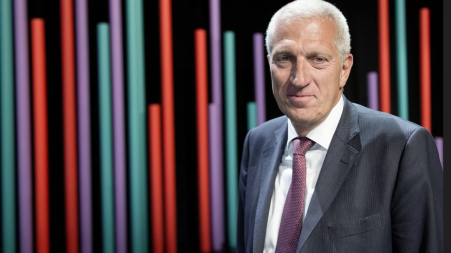 Ex-șef Raiffeisen Elveția, condamnat la închisoare. A decontat și cheltuit 200.000 de franci în cluburi de striptease