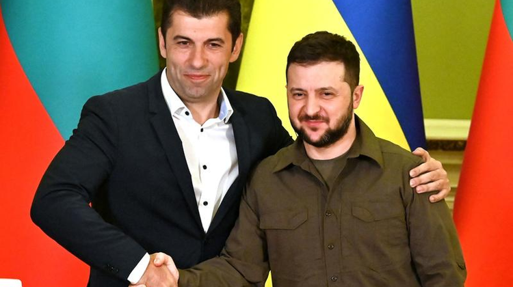 Bulgarii și-au luat inima în dinți! Parlamentul de la Sofia va autoriza la 4 mai trimiterea de arme în Ucraina