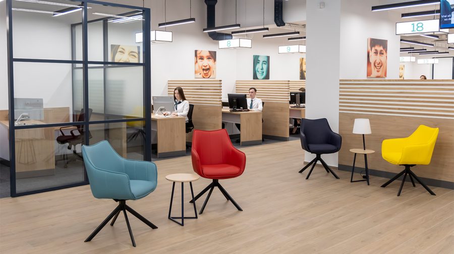 Un loc în care te simți ca acasă: Sucursala maib „Constantin Tănase”, renovată conform identității de brand actualizate