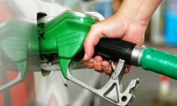 Benzina continuă să se scumpească! Cât va costa un litru vineri, 20 mai