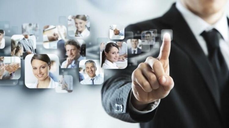 Peste 100.000 de ucraineni şi-au găsit un loc de muncă în Polonia. Câți refugiați s-au angajat în Republica Moldova