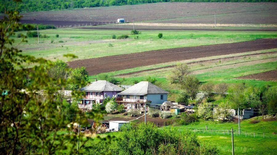 Start depunere dosare! Cine poate solicita subvenții pentru îmbunătățirea nivelului de trai și de muncă în mediul rural