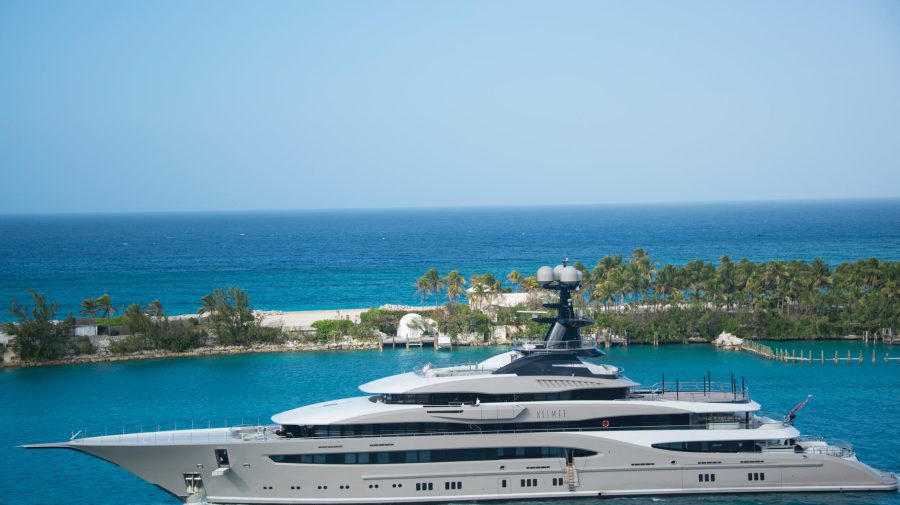 UE pornește mecanismul de confiscare a averilor oligarhilor ruși