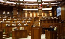 Bugetarii cu salarii mai mci de 3500 de lei vor beneficia de plăți compensatorii