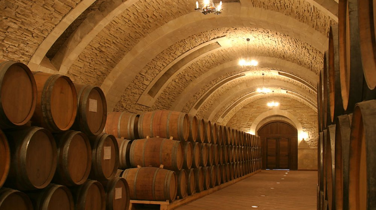 Tranzacție uriașă pe piața vinului! Polonezii de la Maspex vor aproape tot Purcariul, cu 21 de lei pe acțiune