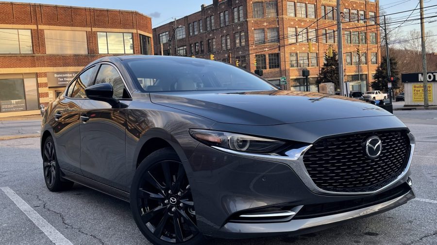 Nici Mazda nu va mai produce mașini în Rusia