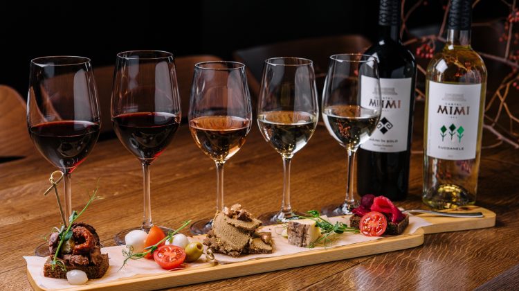 Vinurile Castel Mimi – jumătate de milion de sticle consumate anual de experți și amatori, din Japonia până în Canada