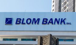 (VIDEO) Omeni disperați în Liban jefuiesc băncile pentru a-și lua banii depuși