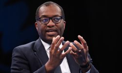 Marea Britanie anunţă cea mai mare reducere de taxe de după 1972 pentru a stimula creşterea economică