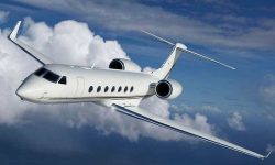 Ruşii sunt disperaţi: Unii cetăţeni plătesc până la 27.000 de dolari pentru a ieşi din ţară cu avioanele private