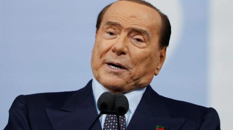 Fostul premier al Italiei Silvio Berlusconi a murit