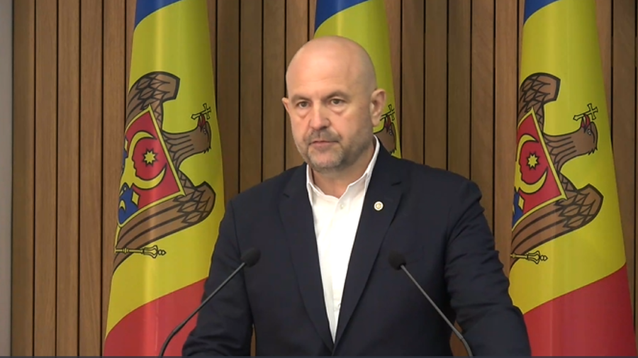 Se clatină scaunul ministrului Bolea!? Recean: Fiecare dintre noi obosește câteodată