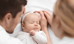 Cea mai mare economie a Europei vrea să le taie părinților cu venituri mari indemnizațiile pentru creșterea copilului