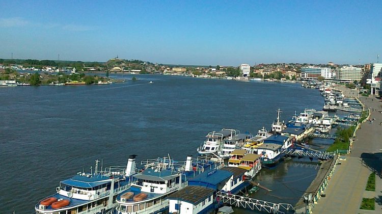 VIDEO Portul Galați sufocat de tirurile din Republica Moldova și Ucraina