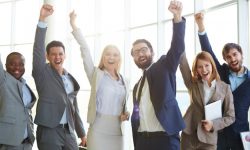 Angajații unei companii sunt plătiți pentru a-și da demisia