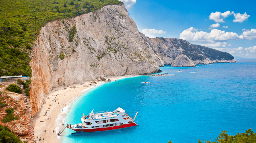 Grecia, preferată de europeni în ciuda costurilor ridicate: Cele mai mari creșteri ale cheltuielilor în turism din UE