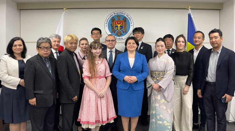 Gavrilița s-a întâlnit, la Tokyo, cu un grup de importatori ai vinurilor moldovenești. Despre ce au discutat