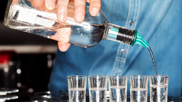 Veste tristă pentru ruși! Va crește preţul la vodcă, brandy şi cognac