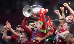 Clubul de fotbal Liverpool a fost scos la vânzare. Cât valorează