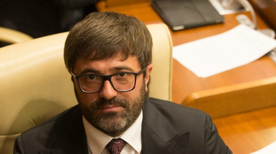 Fostul deputat Vladimir Andronachi din rețeaua lui Plahotniuc a fost eliberat din arest la domiciliu