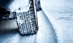 Vine iarna! Cât îi costă pe șoferi să treacă la anvelopele de iarnă