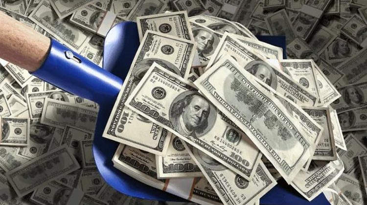 Oligarhii ucraineni afectați de război. Ce pierderi a cauzat invazia unor oameni de afaceri cunoscuți