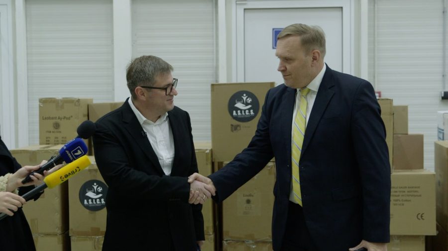 (VIDEO) A.S.I.C.S. a transmis ambasadei Ucrainei în Moldova un lot de produse medicale pentru spitale