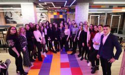 Un profesor de la ASEM va oferi 2 vacanțe city-break pentru cele mai bune teze de licență