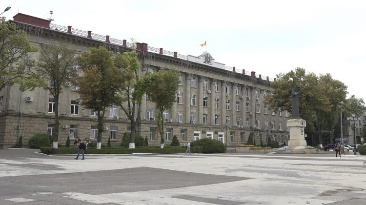 Licitație „în stil UE” la Bălți! Primăria a anunțat licitația de instalare a bordurilor pentru lucrările deja executate