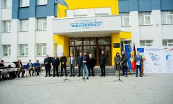 (FOTO) Condiții mai bune pentru elevii și profesorii unui liceu din Ungheni. Instituția a fost reparată capital