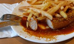 Kebabul devine fast-foodul preferat al germanilor. A devansat cârnații