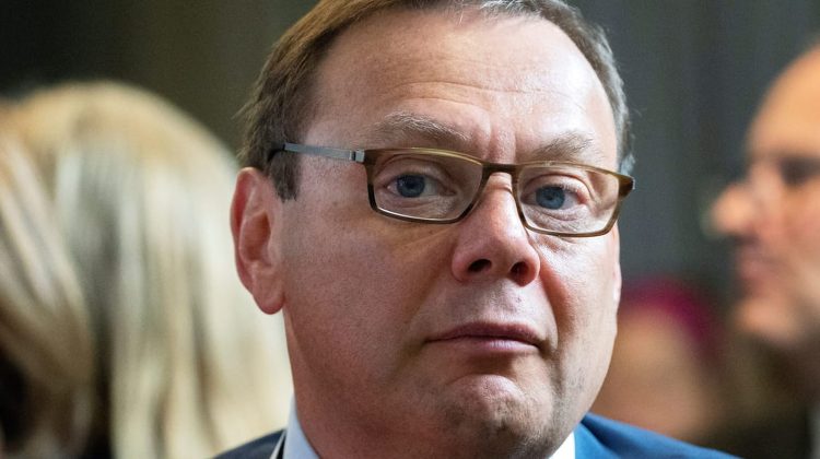 Cum a fost finanțată armata lui Putin de miliardarul rus care cere ridicarea sancțiunilor impuse de Uniunea Europeană