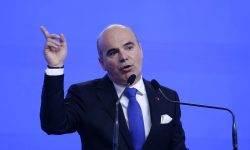 Reacția giganților bancari austrieci din România la votul Vienei care ține România departe de Schengen