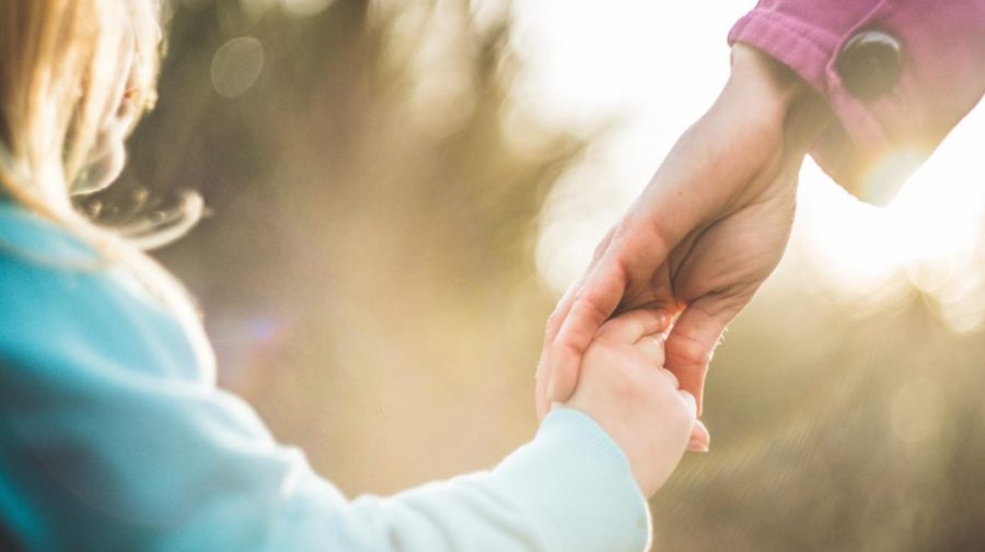 Direcția generală pentru protecția drepturilor copilului angajează noi specialiști în echipa sa