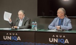 Titularii drepturilor de autor se adresează președintelui țării