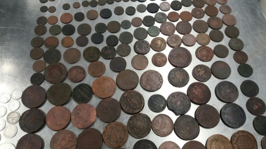 Monedele vechi, la mare căutare. Acestea ajung să coste mii de euro, iar colecționarii le vânează constant